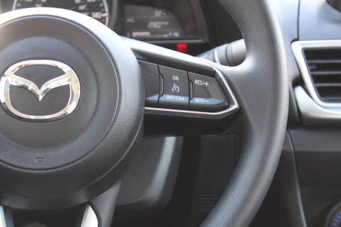 2017 Mazda MAZDA3 Sport