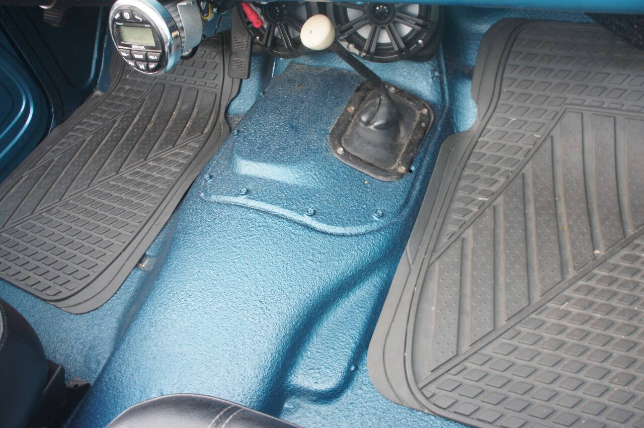 1973 Jeep COMMANDO 19