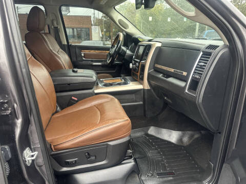 2015 RAM 1500 Laramie Limited