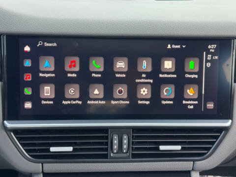 2023 Porsche Cayenne E-Hybrid Coupe