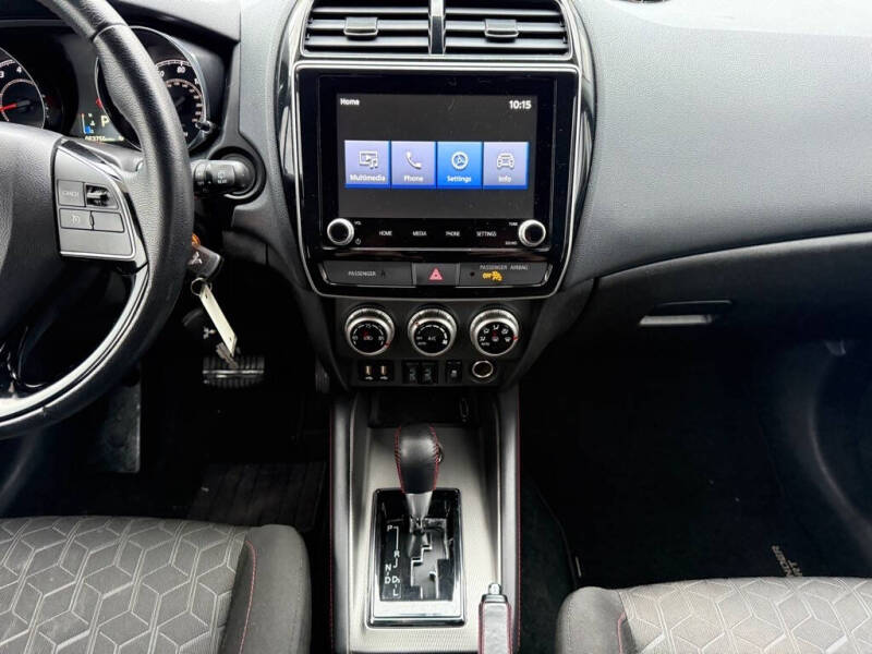 2022 Mitsubishi Outlander Sport LE