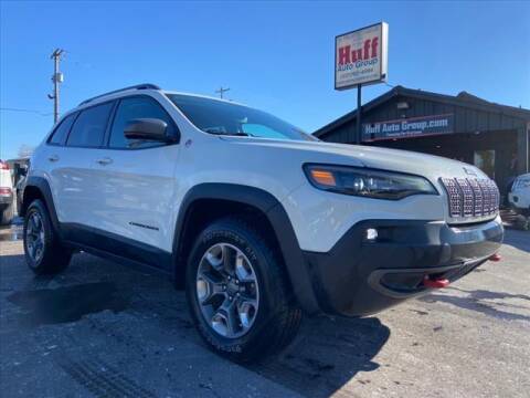 2019 Jeep Cherokee for sale at HUFF AUTO GROUP in Jackson MI