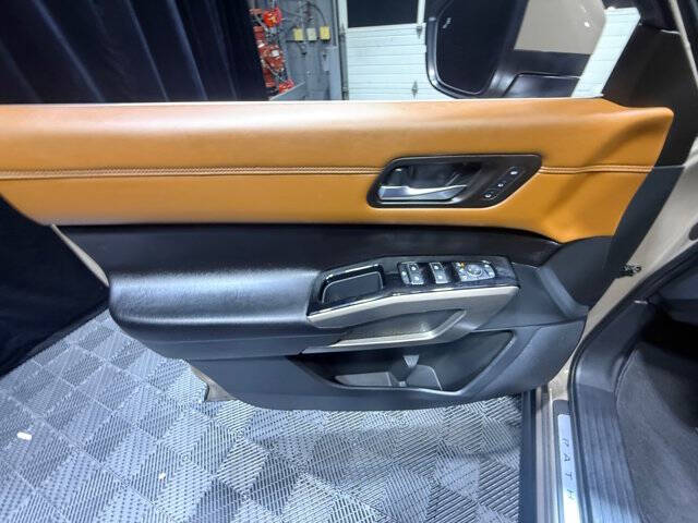2024 Nissan Pathfinder Platinum