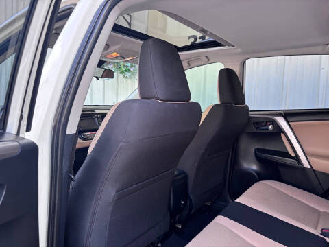 2017 Toyota RAV4 XLE
