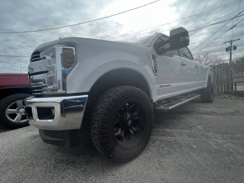 2019 Ford F-350 Super Duty for sale at Triple C Auto Sales in Gainesville TX