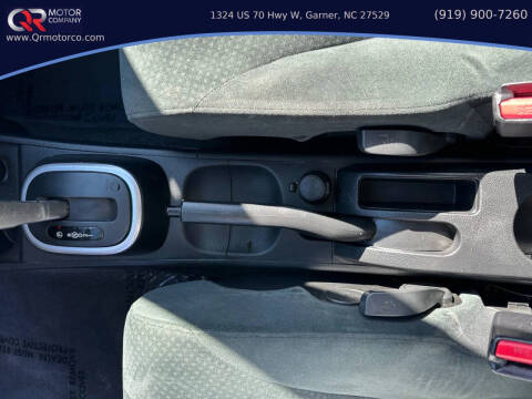 2011 Nissan Versa 1.8 S