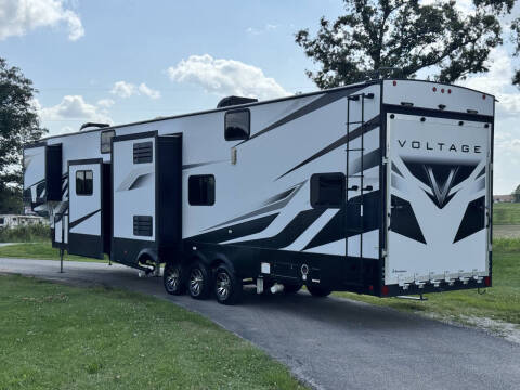 2021 Dutchmen Voltage