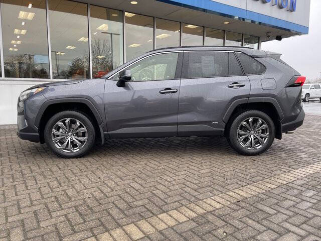2024 Toyota RAV4 Hybrid XLE Premium