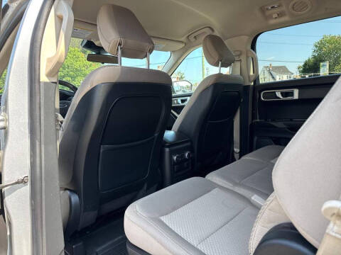 2020 Ford Explorer