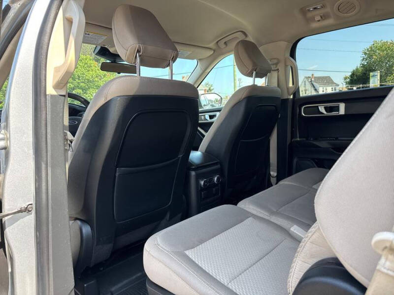 2020 Ford Explorer