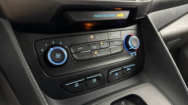 2022 Ford Transit Connect XLT