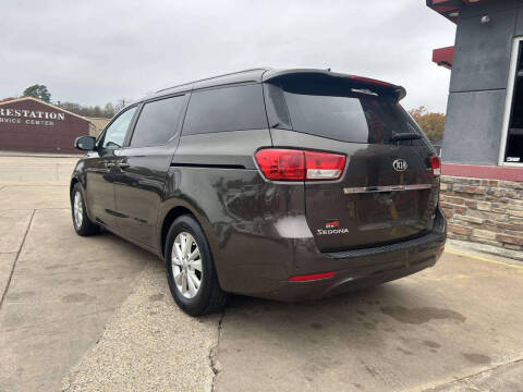 2016 Kia Sedona LX