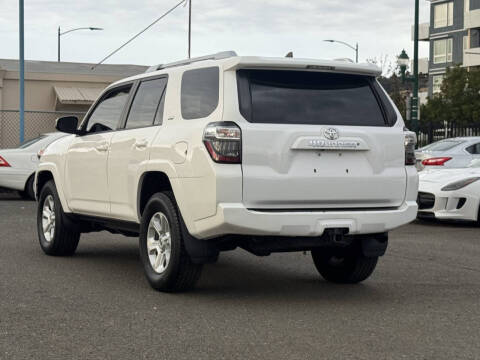 2017 Toyota 4Runner SR5