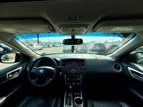 2014 Nissan Pathfinder Platinum