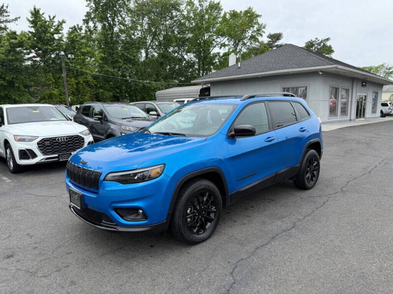 2023 Jeep Cherokee Altitude Lux