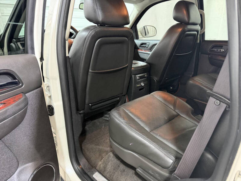 2014 Cadillac Escalade Luxury