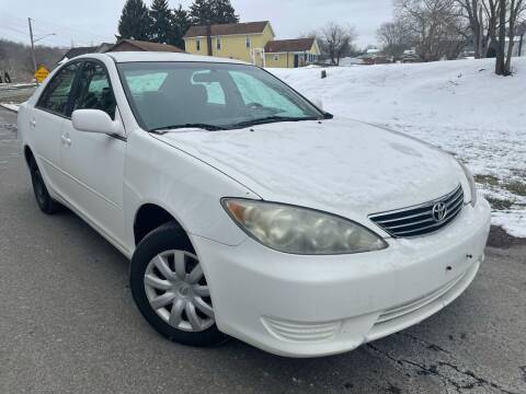 2006 Toyota Camry for sale at Trocci's Auto Sales in West Pittsburg PA