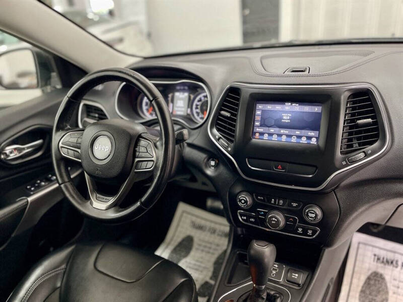 2019 Jeep Cherokee Latitude Plus