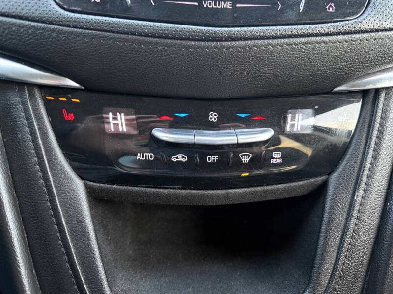 2018 Cadillac XT5 Luxury