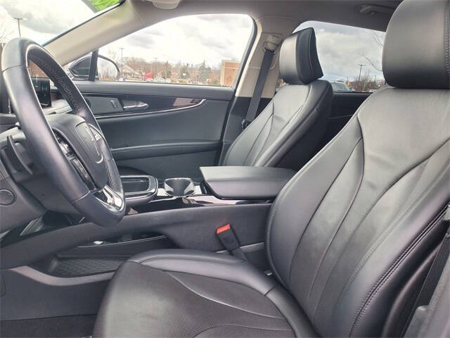 2022 Lincoln Nautilus Reserve