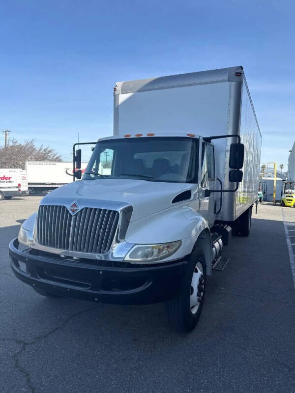 2017 International DuraStar 4300