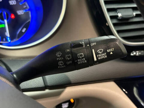 2017 Chrysler Pacifica Touring-L Plus