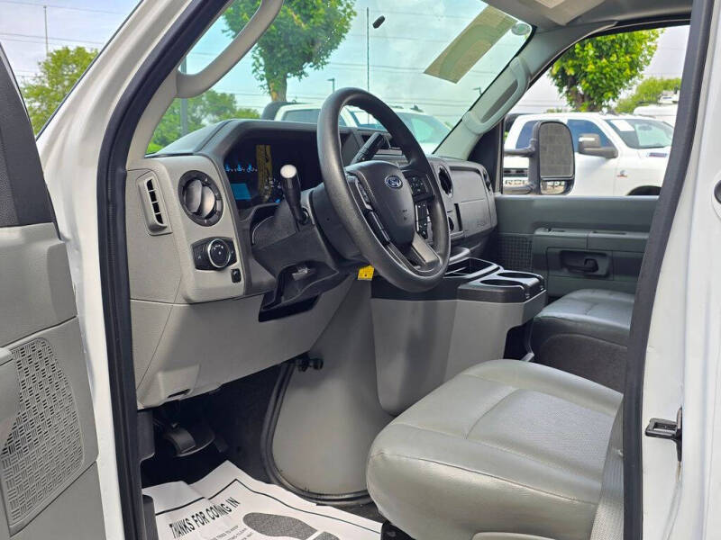 2023 Ford E-Series