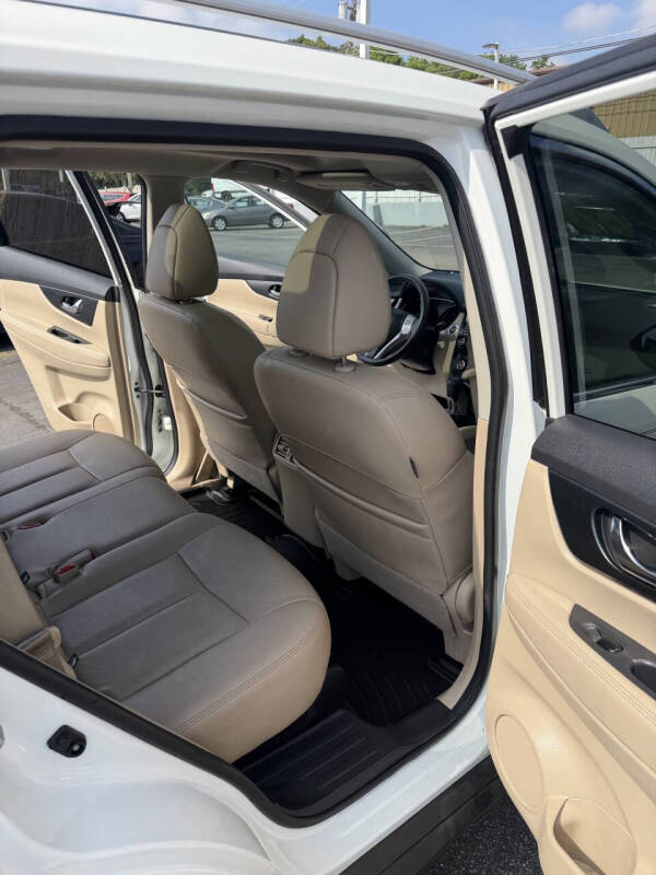 2016 Nissan Rogue SL