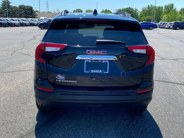 2024 GMC Terrain SLE