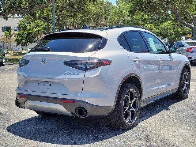 2024 Alfa Romeo Stelvio Ti