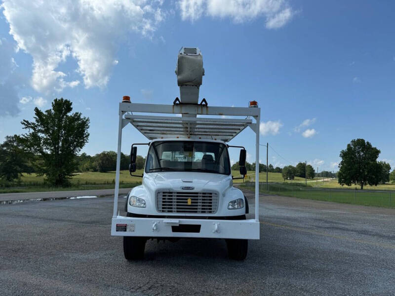 2013 Freightliner M2 106