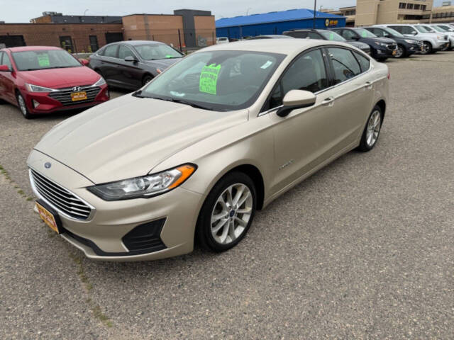 2019 Ford Fusion Hybrid for sale at BEST DEAL AUTO SALES in Moorhead, MN