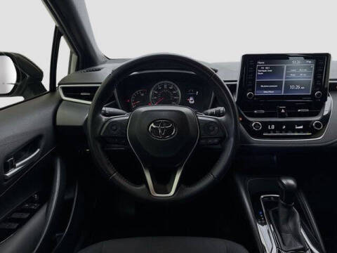 2022 Toyota Corolla Hatchback SE Nightshade Edition