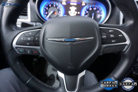 2015 Chrysler 300 Limited