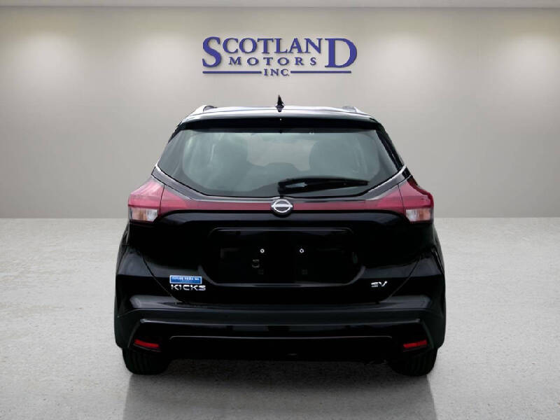 2024 Nissan Kicks SV