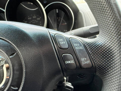 2005 Mazda MAZDA3 i