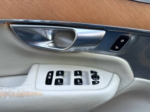 2016 Volvo XC90 T6 Inscription