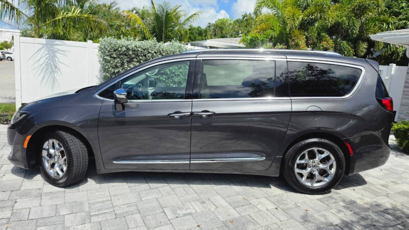 2017 Chrysler Pacifica Limited