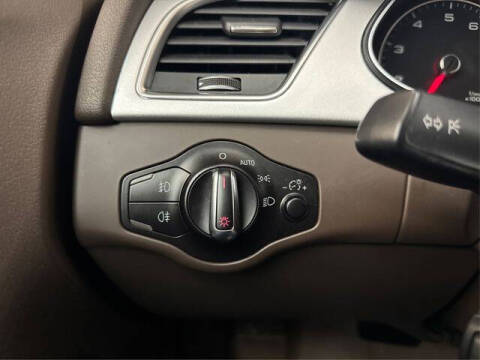 2015 Audi A4 2.0T quattro Premium Plus