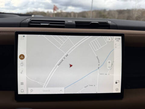 2024 Land Rover Defender 130 P400 X-Dynamic SE