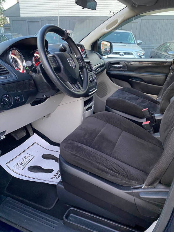 2014 Dodge Grand Caravan SE