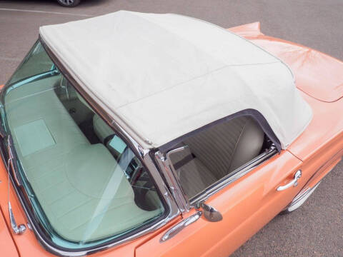 1957 Ford Thunderbird