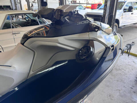 2023 Bombardier 14pc