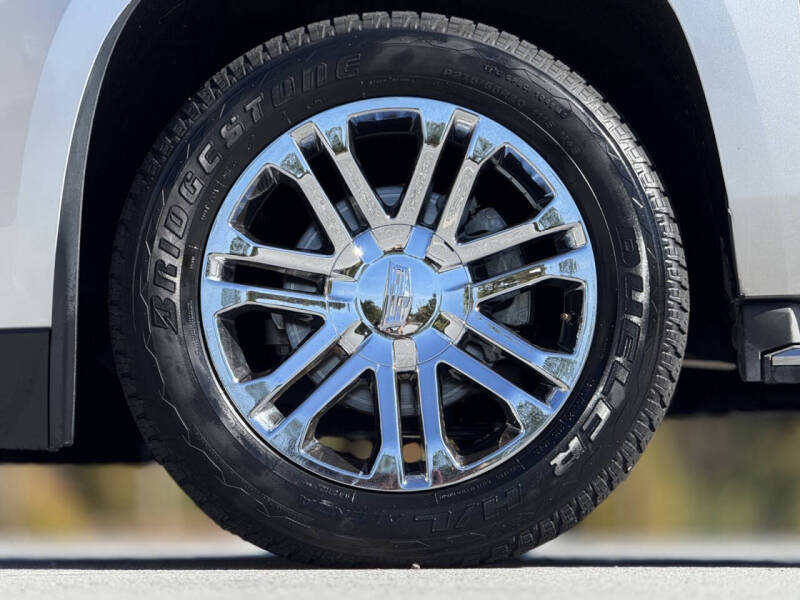 2016 Cadillac Escalade Standard