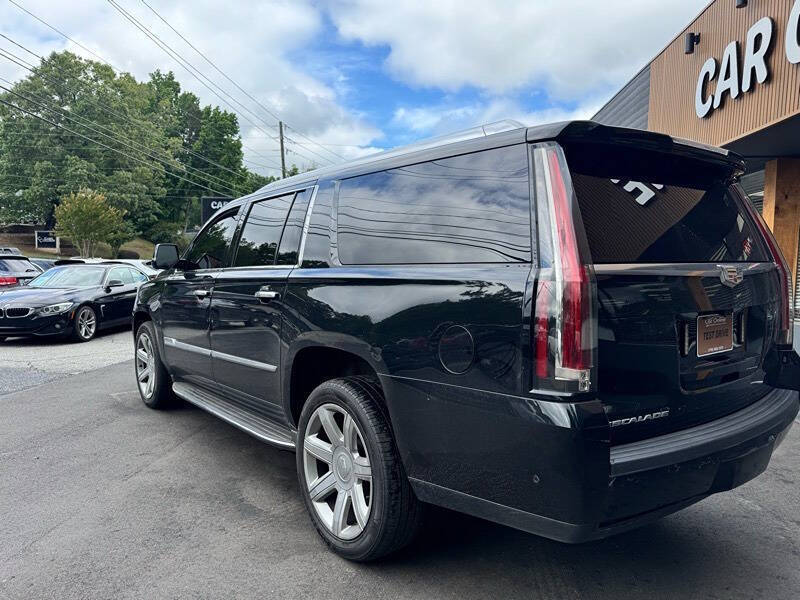 2017 Cadillac Escalade ESV Luxury