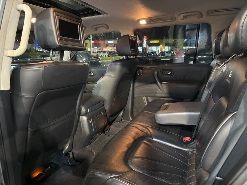 2011 Infiniti QX56