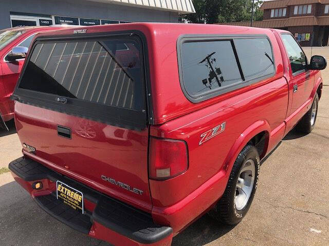 1998 Chevrolet S-10 for sale at Extreme Auto Plaza in Des Moines, IA