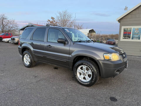 2005 Ford Escape XLT