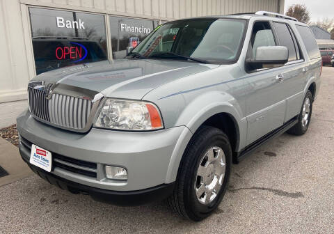 2005 Lincoln Navigator Luxury