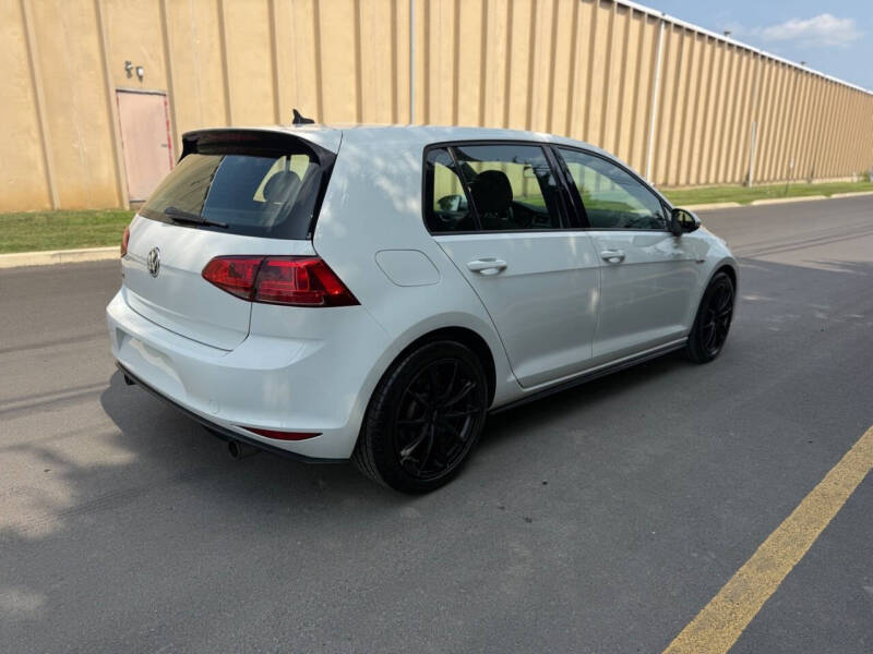 2017 Volkswagen Golf GTI S